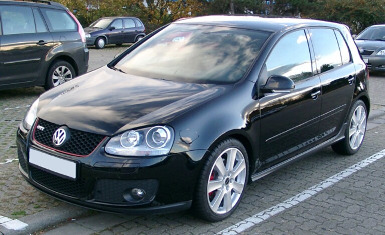 Volkswagen Golf GTI mk5