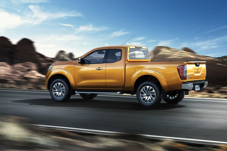 Retro Nissan NP300 Navara