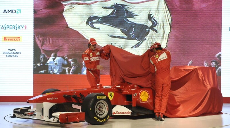 Alonso e Massa scoprono la Ferrari F150	