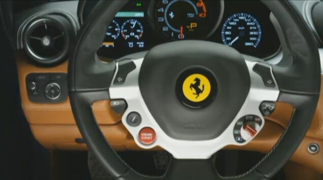Ferrari Four: particolare del volante