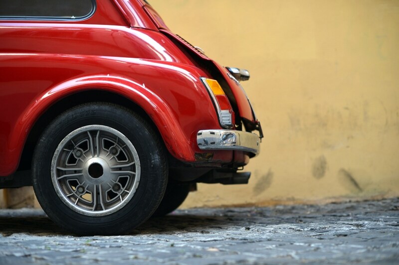 I cerchioni non sono Ferrari... le dimensioni delle ruote non lo permettono!
