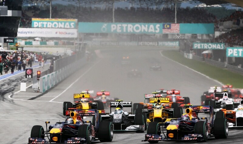 Gp Malesia, La Partenza, Vettel affianca Webber