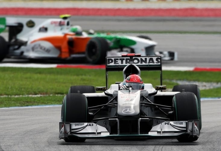 Gp Malesia, Gara: Schumacher davanti a Liuzzi