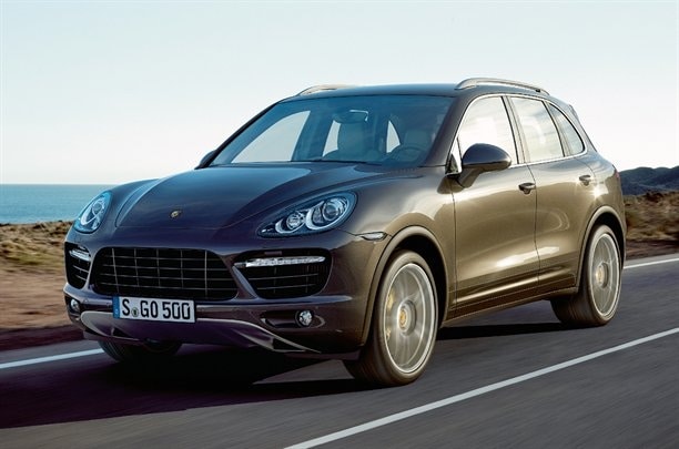 porsche-cayenne-2011-fiancata