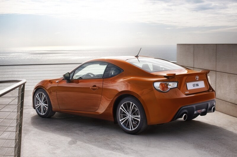 Profilo laterale e posteriore della GT-86