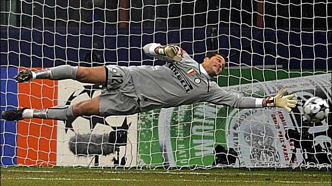 Julio Cesar salterà la sfida di Champions