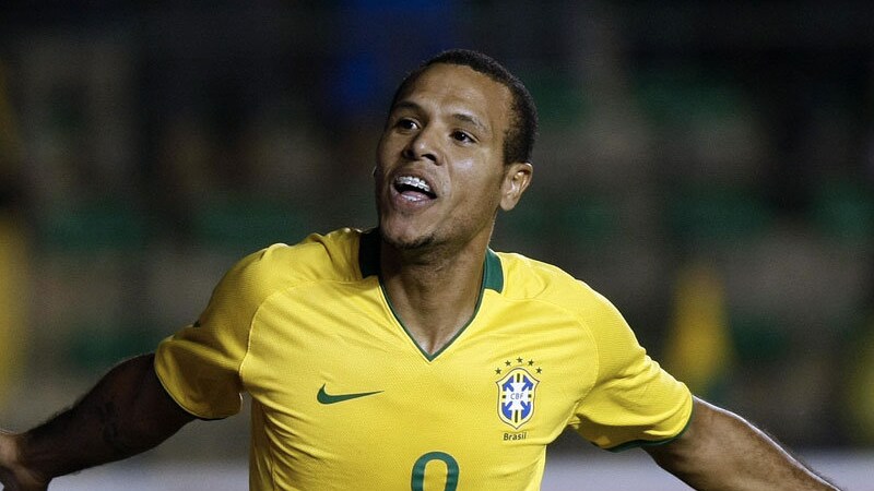 Luis Fabiano vuole abbandonare il Siviglia: la Juve resta in attesa.
