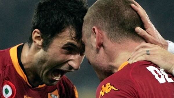 De Rossi e Vucinic salteranno, con tutta probabilità, il match contro il Genoa.