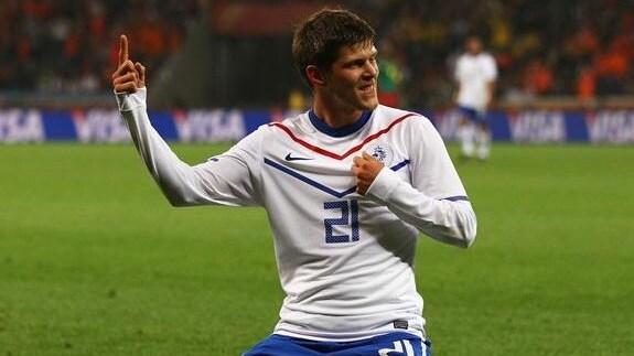 Doppietta di Hunteelar contro la Svezia nel match valevole per le qualificazioni ad Euro 2012.