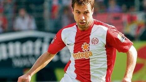 Ancora primo il Magonza di Rehhagel, Bayern bloccato sullo 0-0.