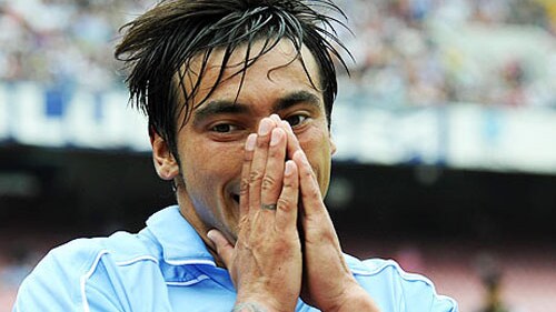 Ennesima notizia falsa apparsa su Twitter, stavolta sul pocho Lavezzi.