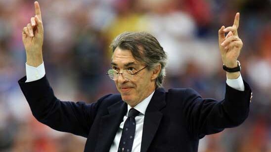 Massimo Moratti, presidente dell'Inter, nega qualsiasi trattativa con Kakà.