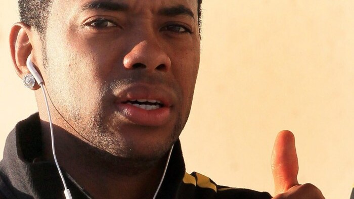 Robinho tranquilliza i tifosi: Ronaldinho resta.