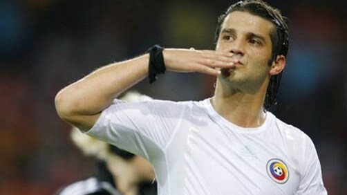 Chivu, infortunio per lui