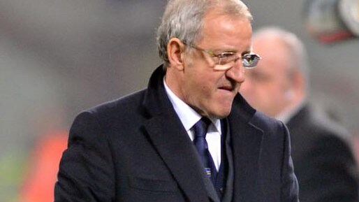Del Neri commenta la gara di Europa League, preoccupato per gli infortuni.