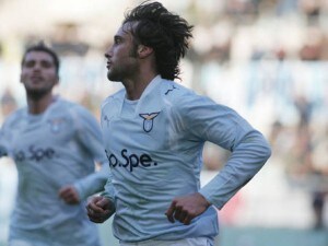Mauri promette alla fidanzata: Se vinciamo lo scudetto, ti sposo