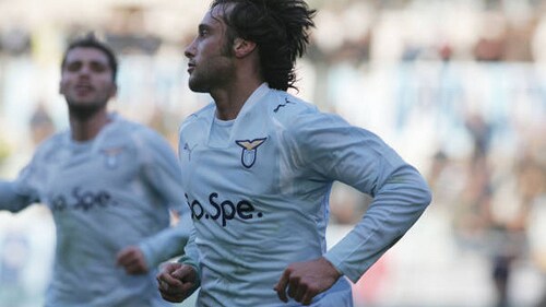 Mauri promette alla fidanzata: Se vinciamo lo scudetto, ti sposo