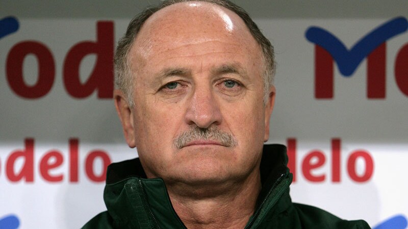 Scolari è stato colpito in testa da una radiolina dopo Goias-Palmeiras.