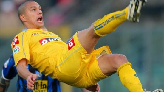 Calciomercato Napoli: per Inler pronto prestito con riscatto a 13 milioni