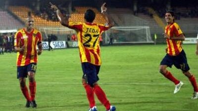 Pagelle Serie A, Lazio-Lecce 1-2: Jeda scatenato, Zarate tra alti e bassi