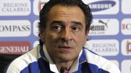Italia, Prandelli avverte Cassano e Balotelli: imprescindibili, ma devono meritare la maglia