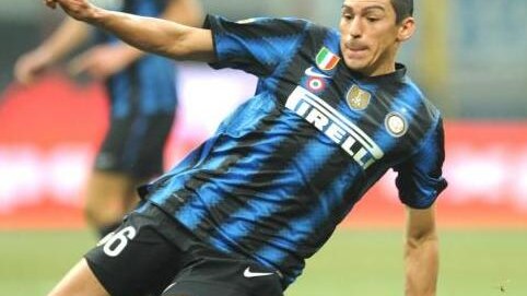 Bari-Inter senza centrali in difesa
