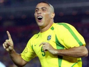 ronaldo si ritira, addio al calcio