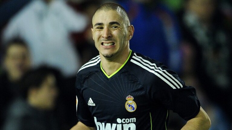 Super Benzema in Racing Santander-Real Madrid