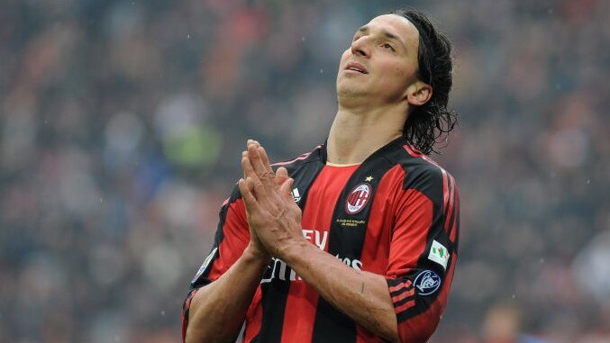 29a giornata: le milanesi si fermano, il Napoli ne approfitta.