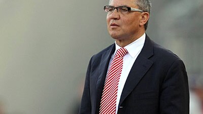 Magath esonerato dallo Schalke 04: l'allenatore paga il pessimo andamento in Bundesliga