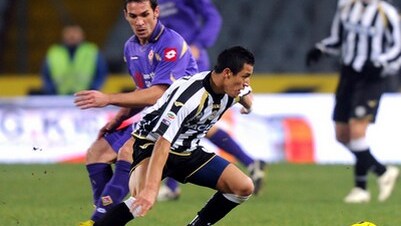 I viola cercano di onorare il campionato, mentre i friulani sono a caccia di punti Champions.