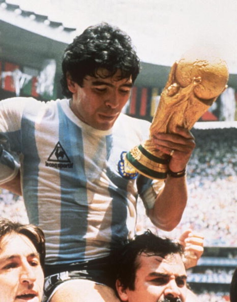 el pibe de oro Maradona