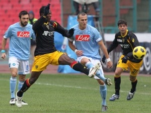 Probabili formazioni Lecce-Napoli: contrasto tra Ofere e Yebda