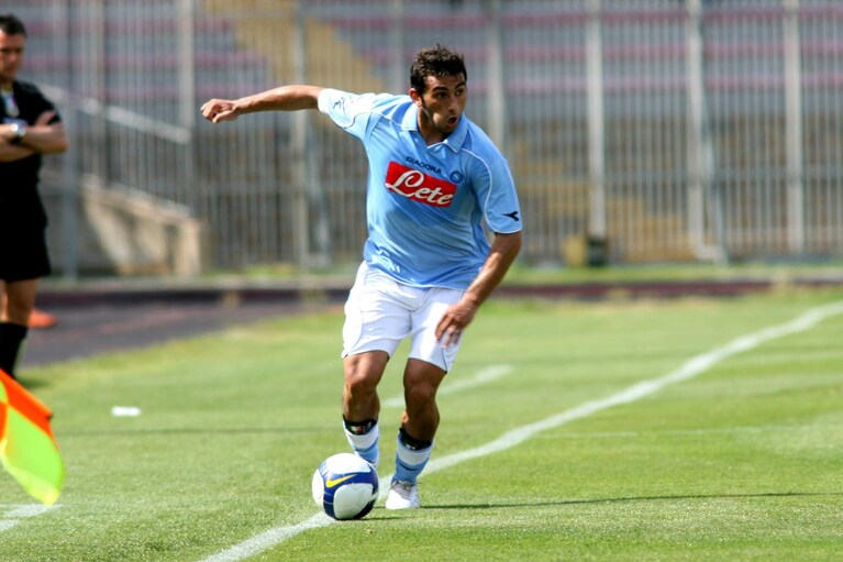 Michele Pazienza in azione con la maglia del Napoli