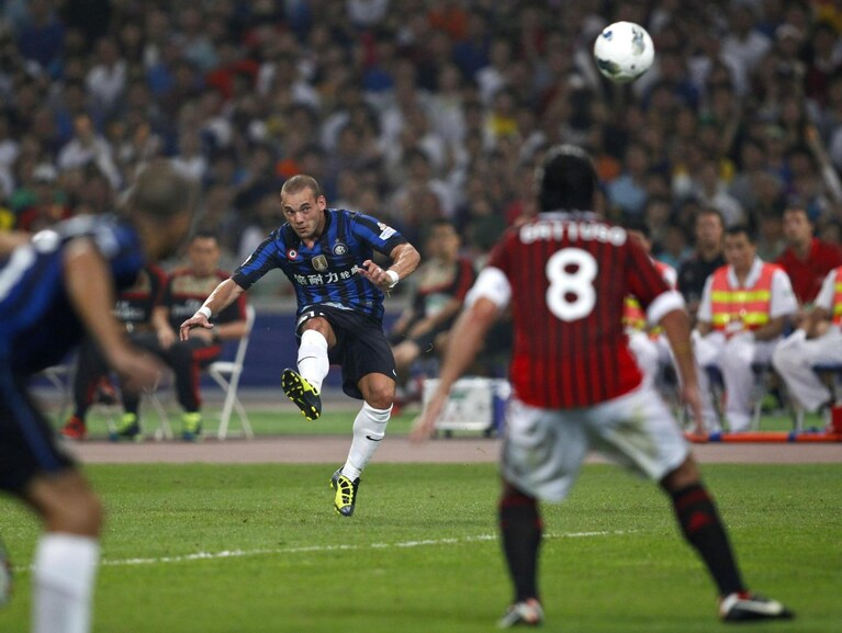 Sneijder-Milan-Inter-Supercoppa-Italiana-2011