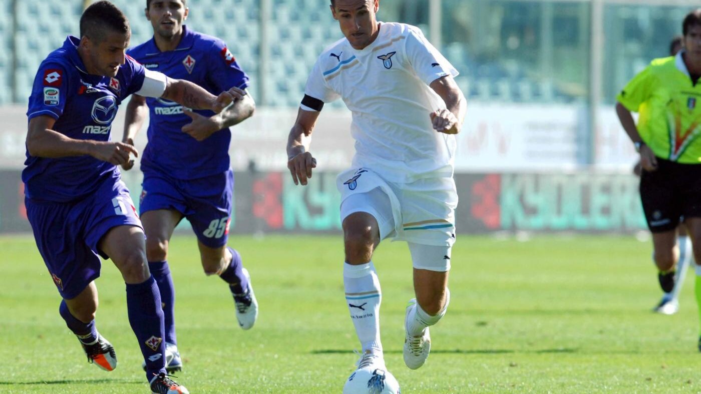 Klose si è infortunato, derby Lazio-Roma a rischio