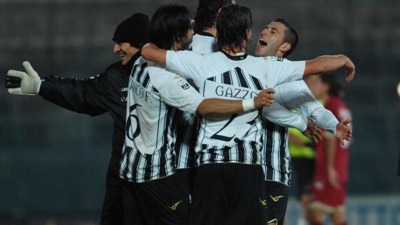 Livorno-Ascoli 0-1, Papa Waigo Serie B 2011-12