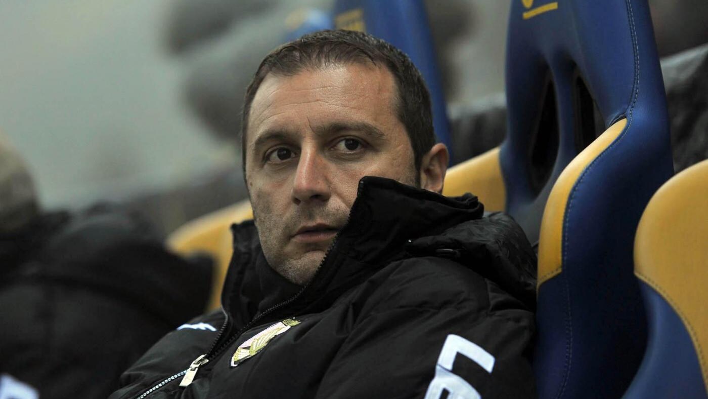 terzo allenatore per zamparini in stagione