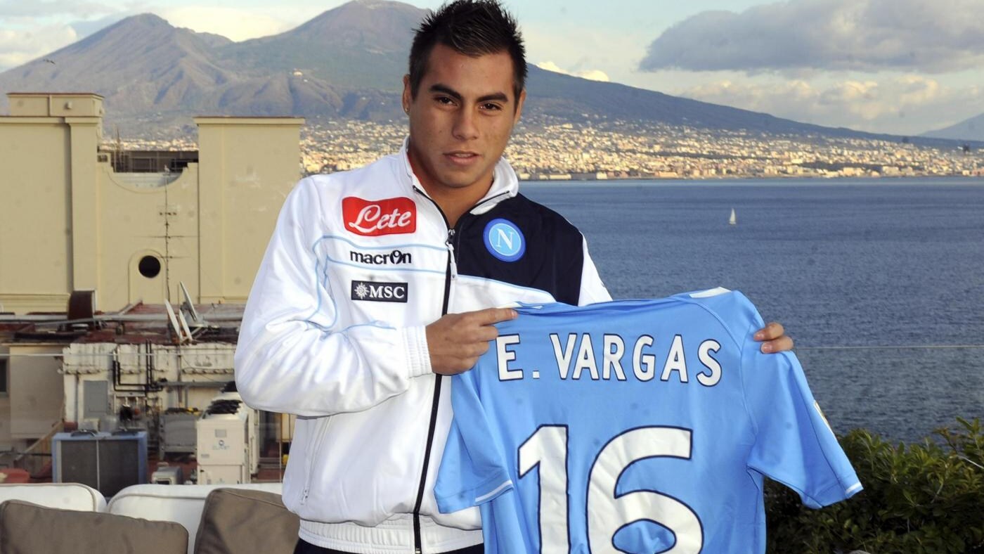 Napoli-Cesena, esordio Eduardo Vargas Coppa Italia 2012