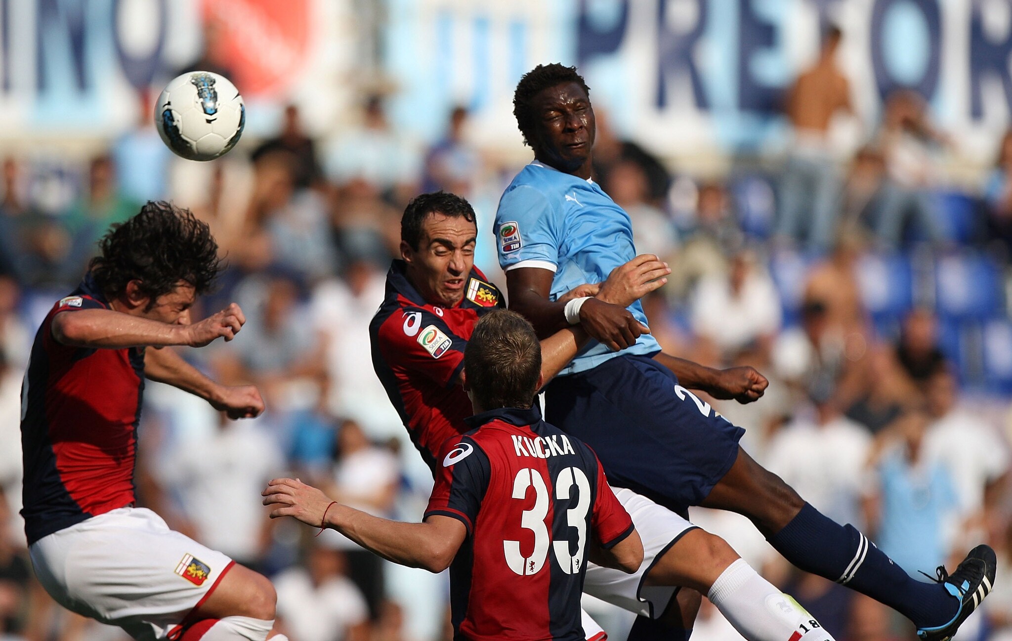palacio cerca il gol nel giorno del suo compleanno