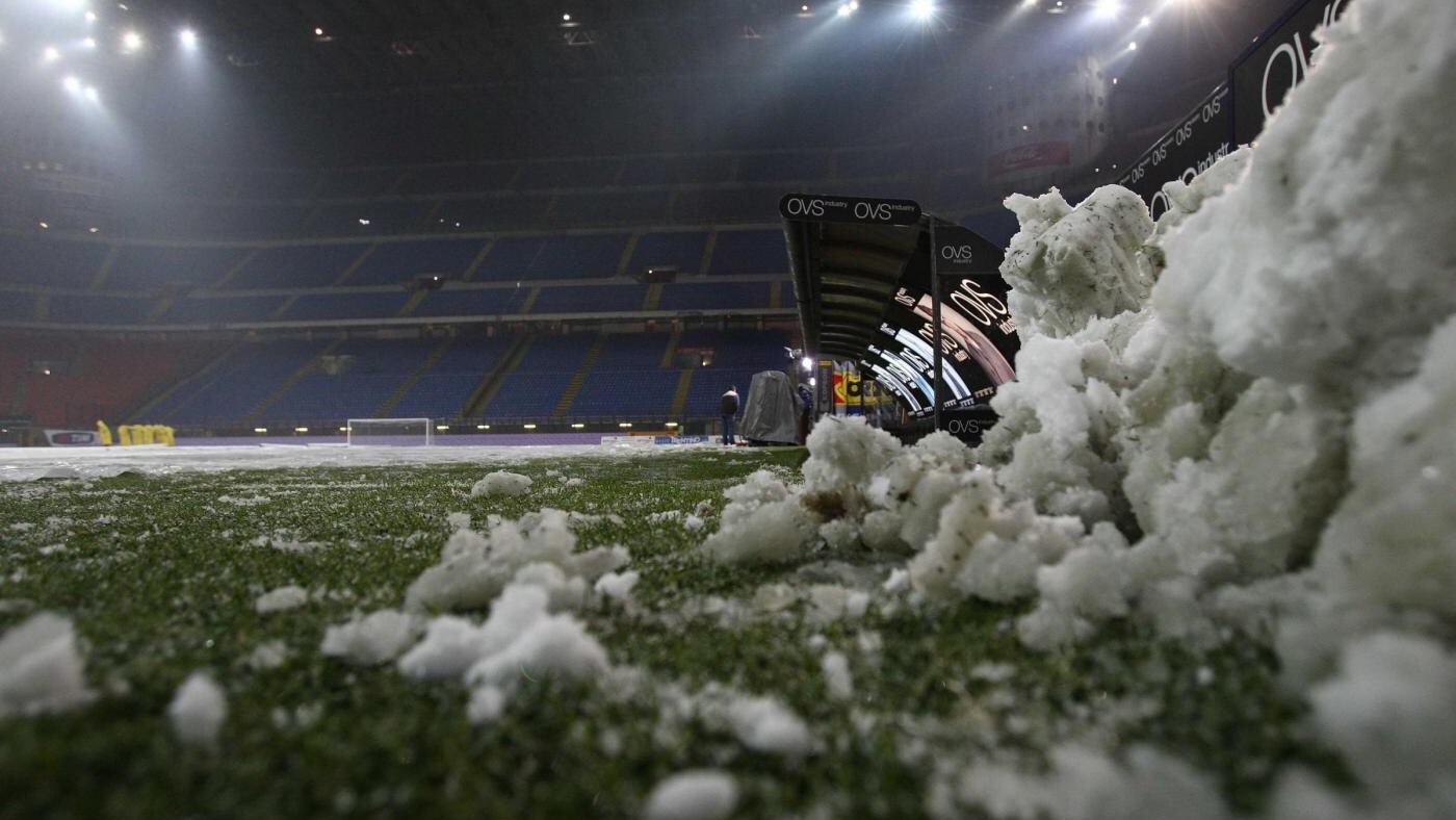 Roma-Inter e Milan-Napoli alle 15 la Lega Serie A rimedia al rischio neve