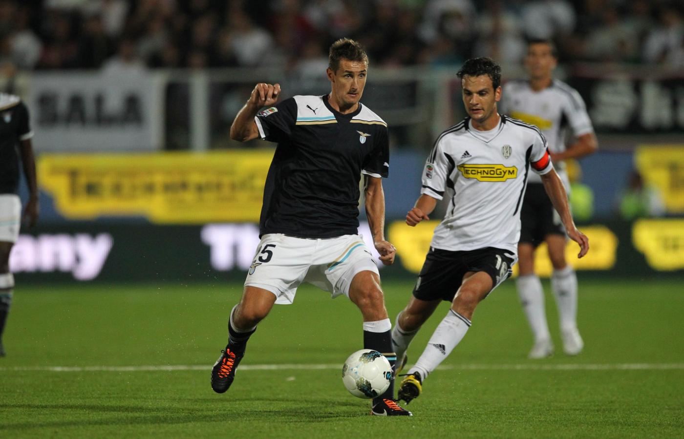 il sei nazioni di rugby sloggia la lazio, che stasera sfida il cesena.