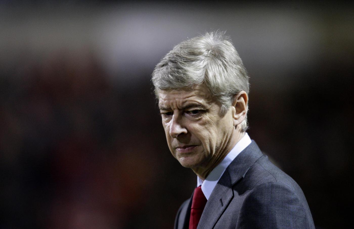 sunderland arsenal 2 0 chelsea birmingham 1 1 vincono leicester, everton e bolton.