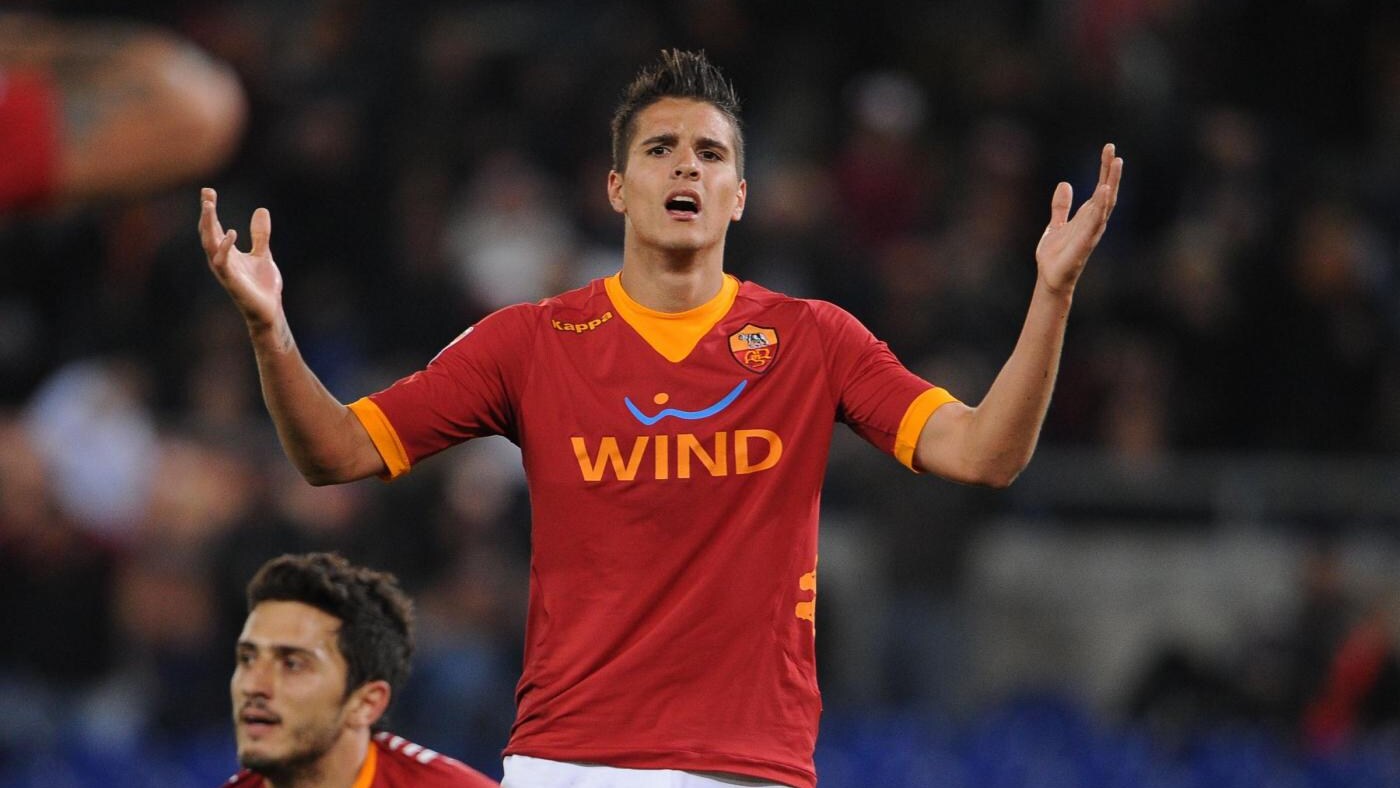 Lamela sputo Lichtsteiner squalifica tre giornate