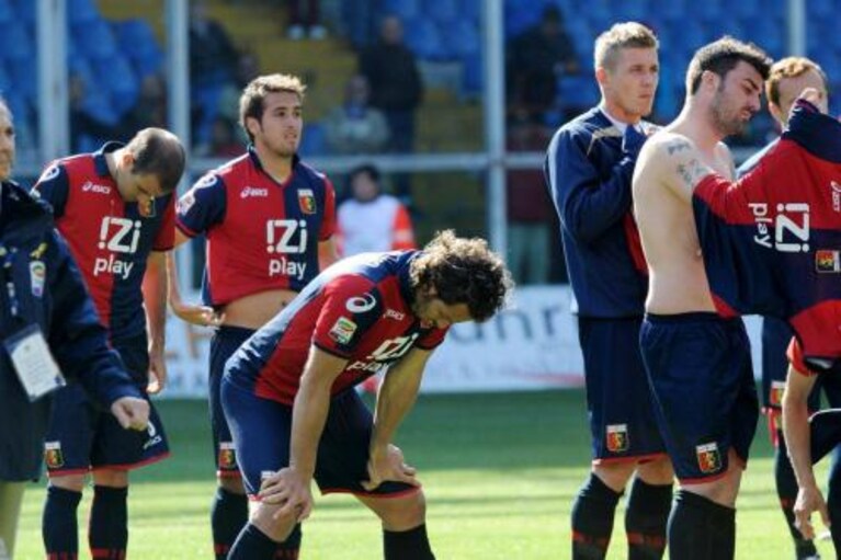 funerale calcio a genova giocatori rossoblu