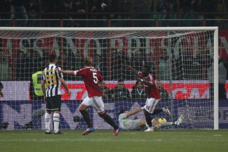 il non-gol di Muntari contro la Juventus