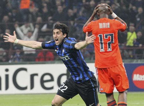 milito gol rete al marsiglia in champions