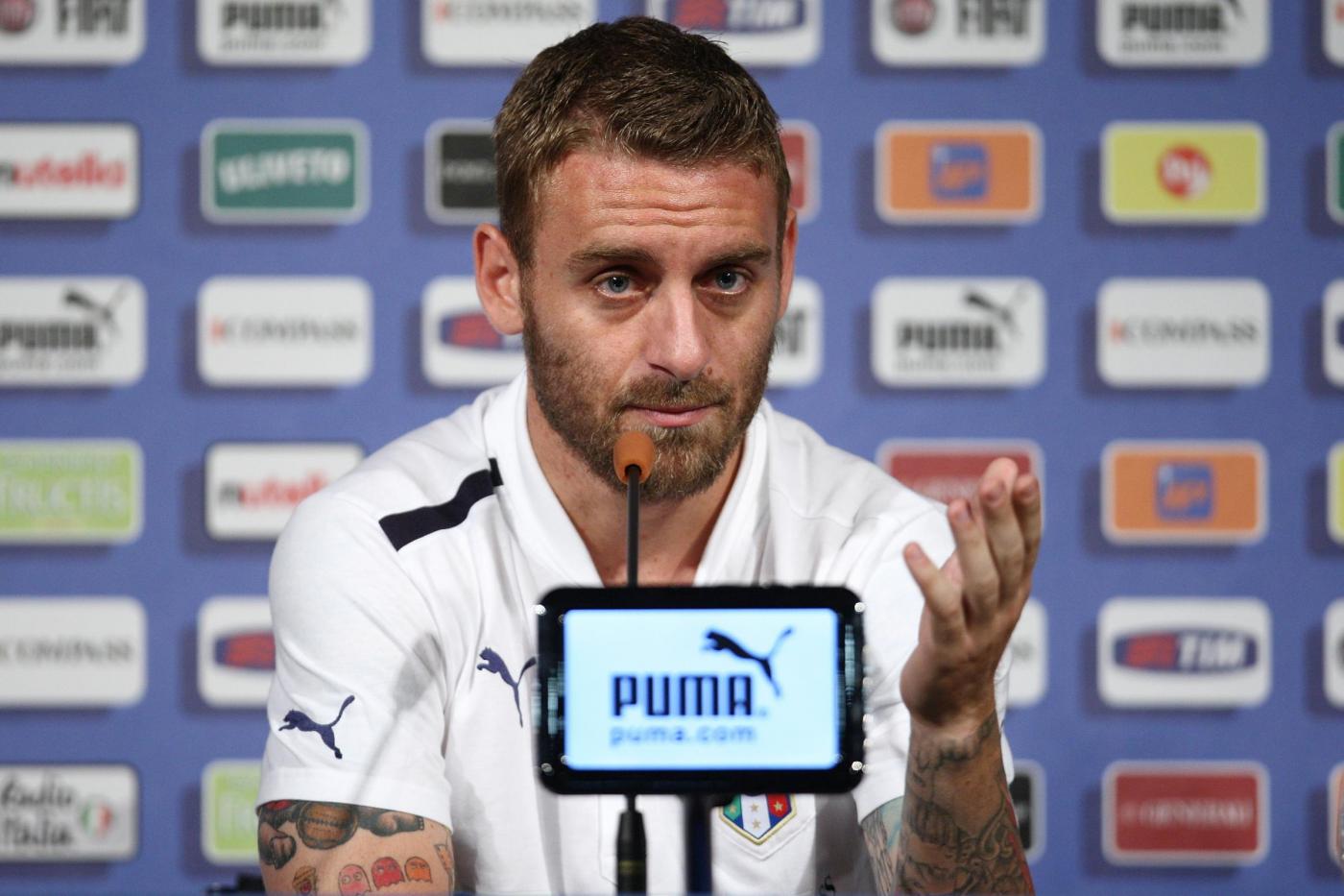 De Rossi in conferenza stampa