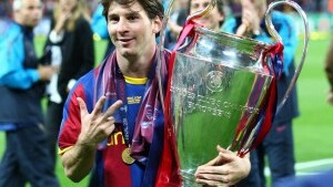 Messi, nato a Rosario nel 1987, ha vinto nella sua carriera 3 volte la Champions League, 5 volte la Liga ed ha conquistato 3 volte il Pallone d'Oro.