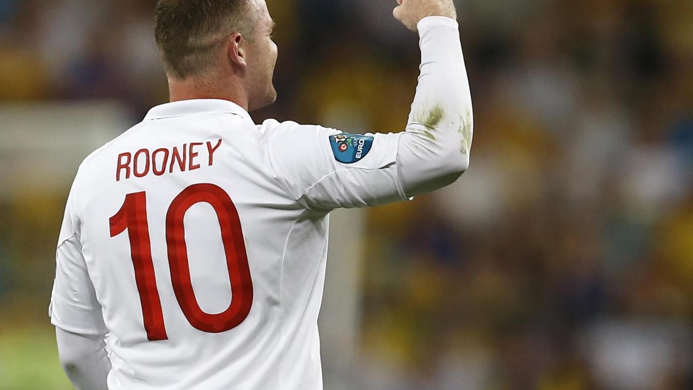 Domenica sera nei quarti di finale di Euro 2012 l'Italia sfiderà l'Inghilterra. I nostri avversari non hanno finora entusiasmato. Hodgson vuole correre il minor numero di rischi. Rooney l'avversario più pericoloso.